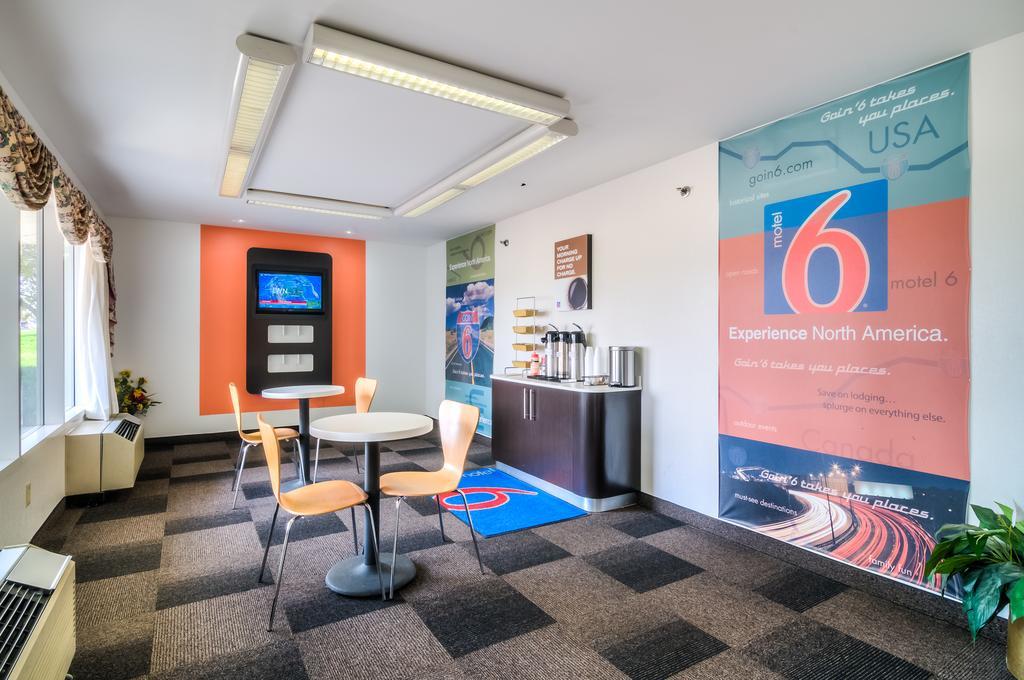 Motel 6 Normal Eksteriør bilde
